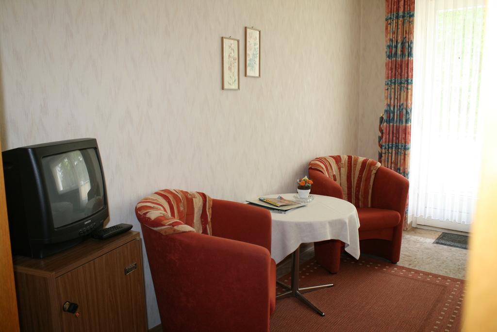 Hotel Haus Hellhohl Garni Brilon Bilik gambar