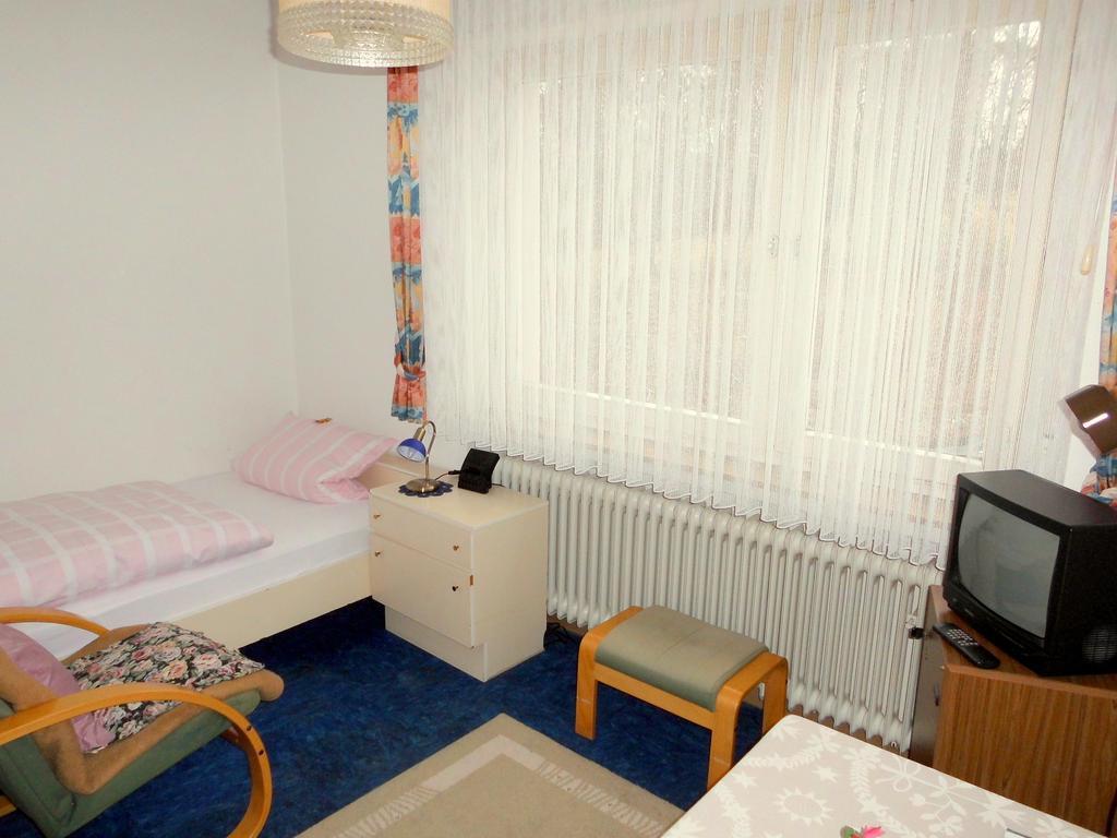 Hotel Haus Hellhohl Garni Brilon Bilik gambar